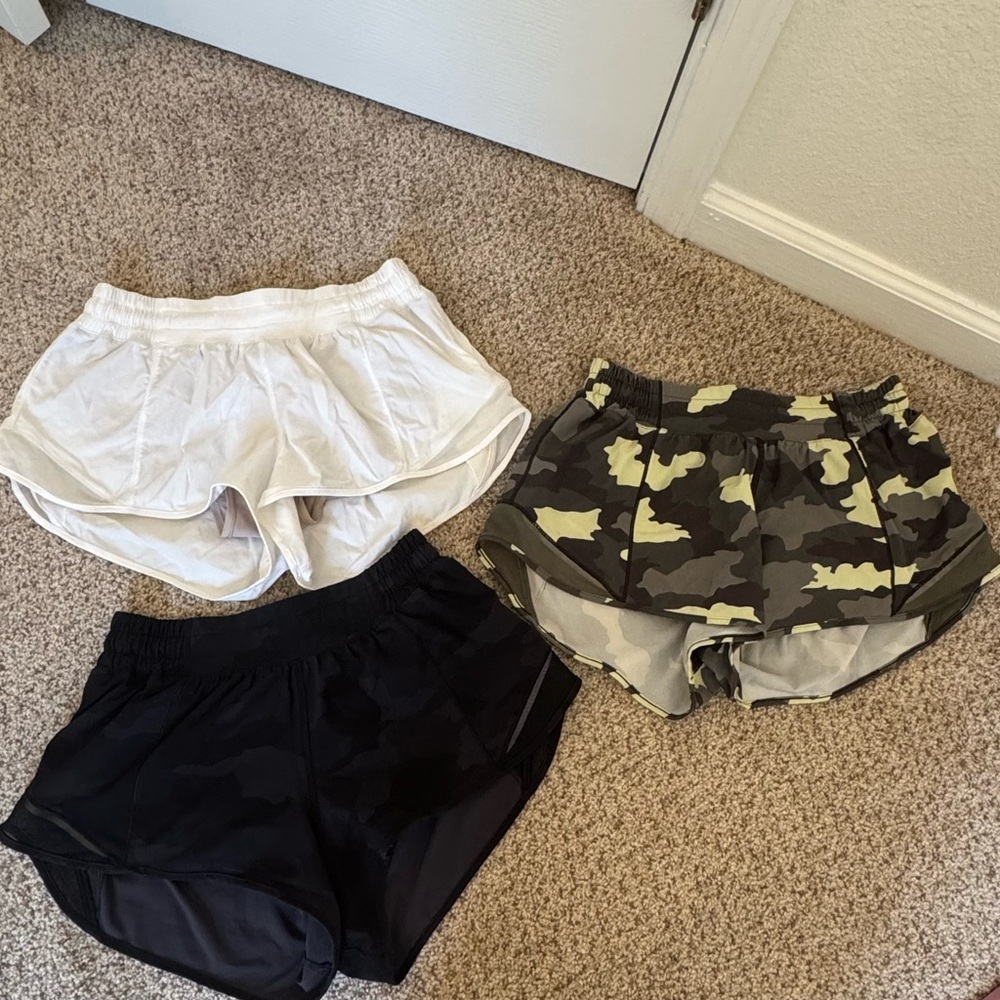 Lot of 3 lululemon hotty hot shorts size 6 2.5”